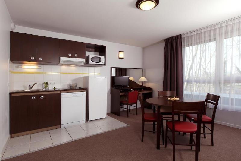 Appart'City Confort Le Mans Centre Esterno foto